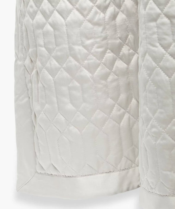 Large Quality M&S Satin Quilted Throw, Kingsize - EMPORIUM WORTHING